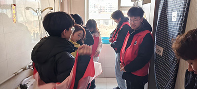 长春电子科技学院光电科学与工程学院“学雷锋”系列志愿活动纪实